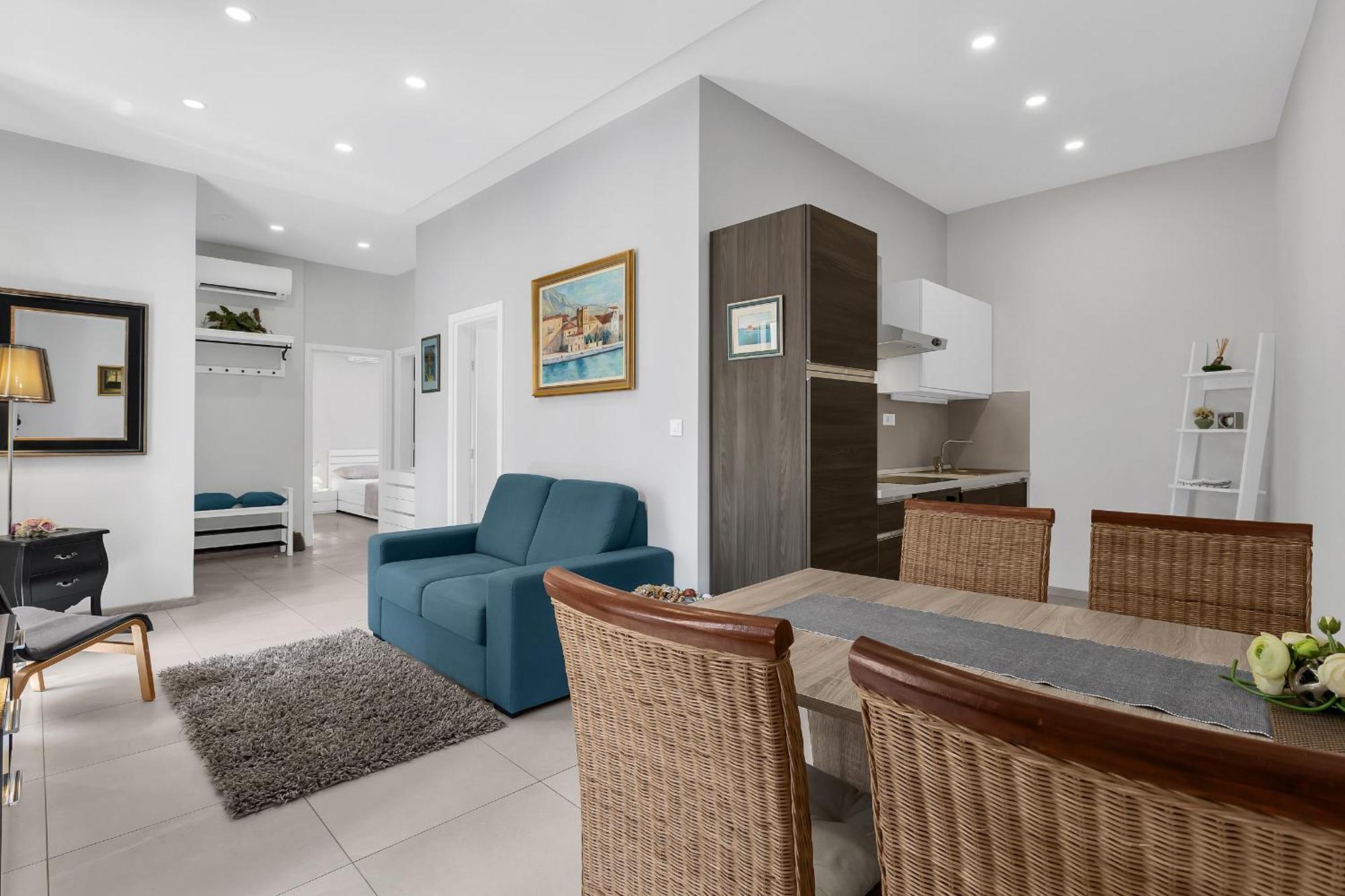 City Center Apartment Dvor Kalalarga Makarska Buitenkant foto